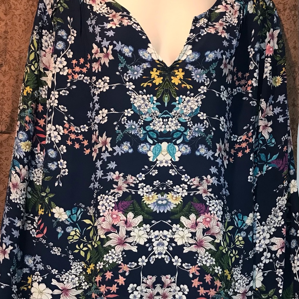 XL floral blouse
